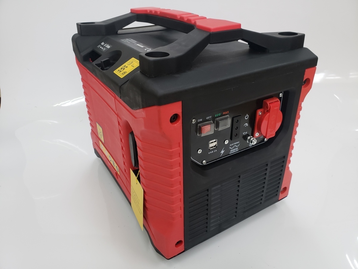 正弦波 インバータ発電機 1500w 100vコンセント 2A USB2ヶ所 