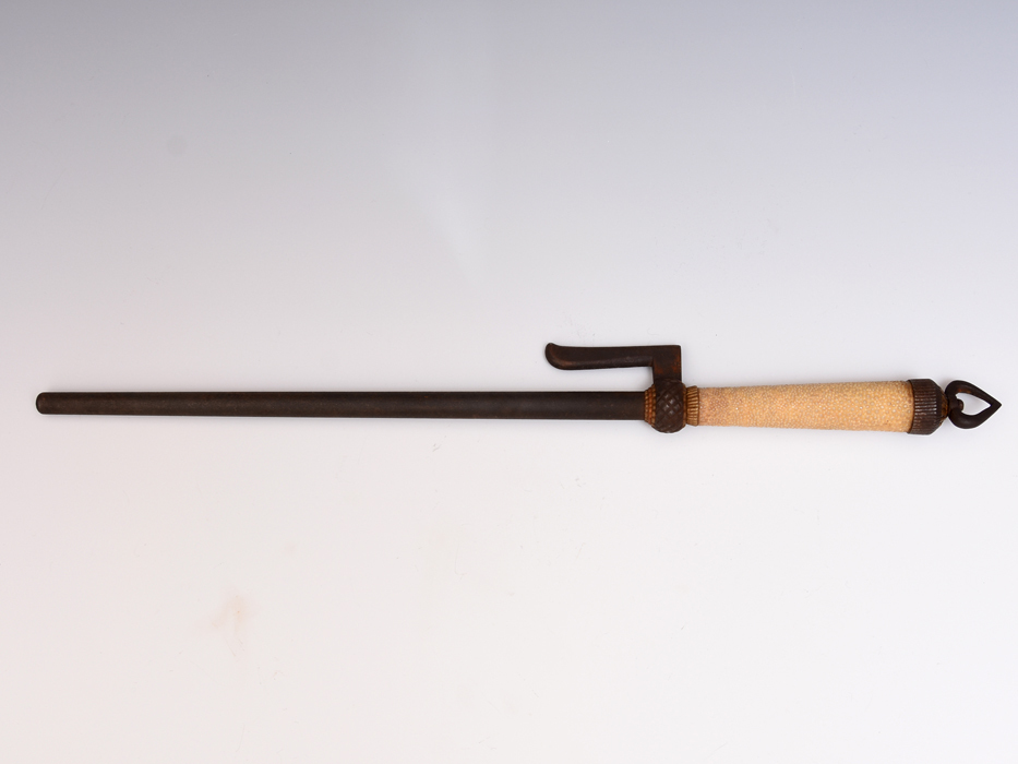 捕具 鉄製 十手 - H□ 武具 重:1.2㎏ 長:88㎝ 近江の御隠居の趣味録