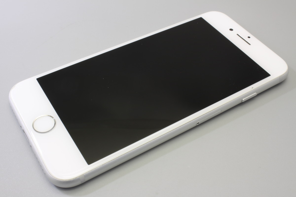 Apple iPhone8 64GB シルバー A1906 MQ792J/A バッテリ80%■ドコモ★Joshin8604【送料無料・1円】_5
