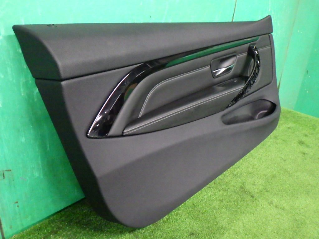 特価 F82 F83 M4 F32 F33 カーボン ドアトリム パネル BMW F82 F83 M4