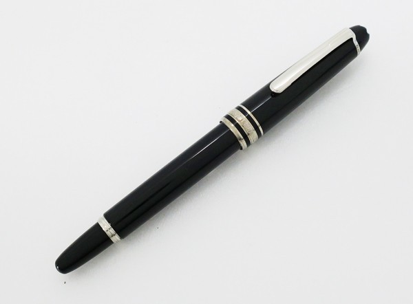  MONTBLANC モンブラン プラチナライン マイスターシュテュック 万年筆 18K(モンブラン)｜売買されたオークション情報、yahooの商品情報をアーカイブ公開 - オークファン モンブラン