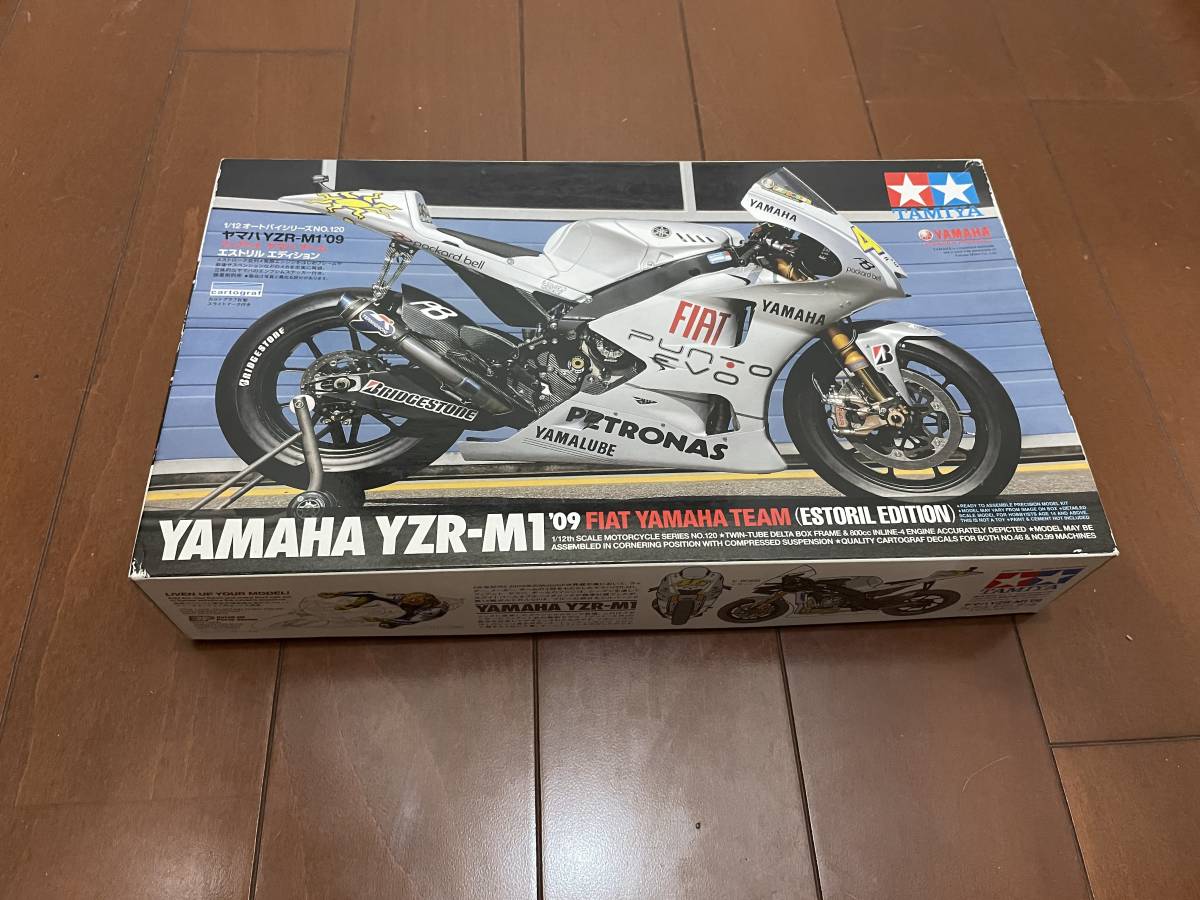 1/12 オートバイシリーズ YAMAHA YZR-M1 '09 FIAT YAMAHA TEAM(ESTORIL
