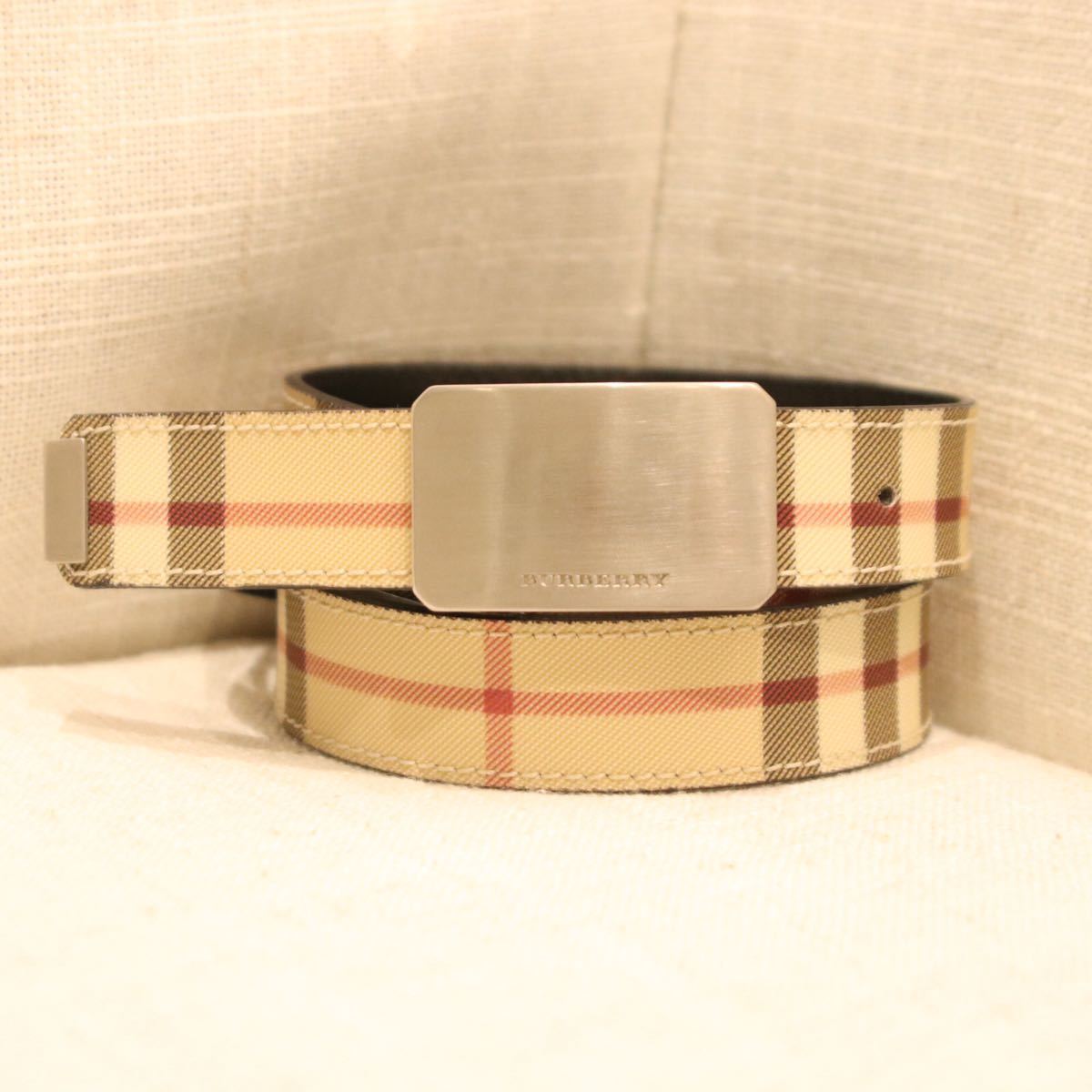 限定SALE，最新作 希少【Burberry】ノバチェック/ロゴ バックル/ベルト 