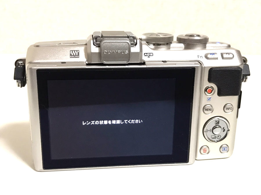 OLYMPUS PEN Lite E-PL7 14-42mm F3.5-5.6 EZレンズキット オリンパス