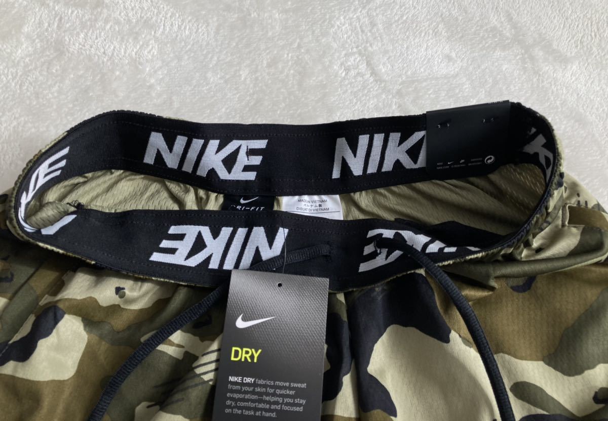 新品正規品 M NIKE ナイキ ハーフパンツ ショーツ 吸汗速乾 ドライ 薄手 カモ 迷彩 ショートパンツ スポーツ ランニング CD7683-010