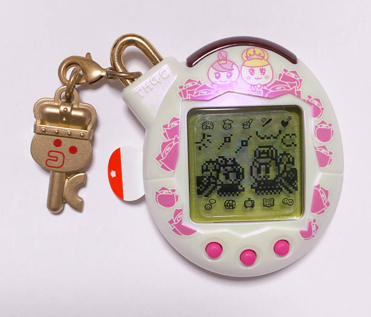 極美品 たまごっち ふぁみたまロイヤル 夢のロイヤルふぁみりー 