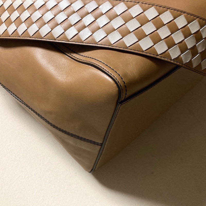 23Z210322Z 美品 BOTTEGA VENETA ボッテガヴェネタ メンズ バッグ 検