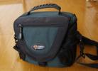 Lowepro　ロープロカメラバッグ　コンパクトサイズ_1