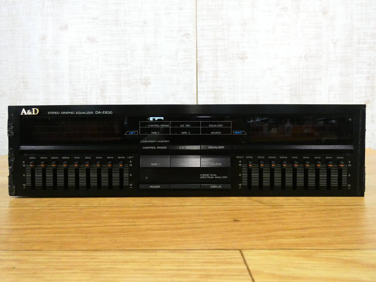 A&D アカイ AKAI グラフィックイコライザー DA-E830 音響機器