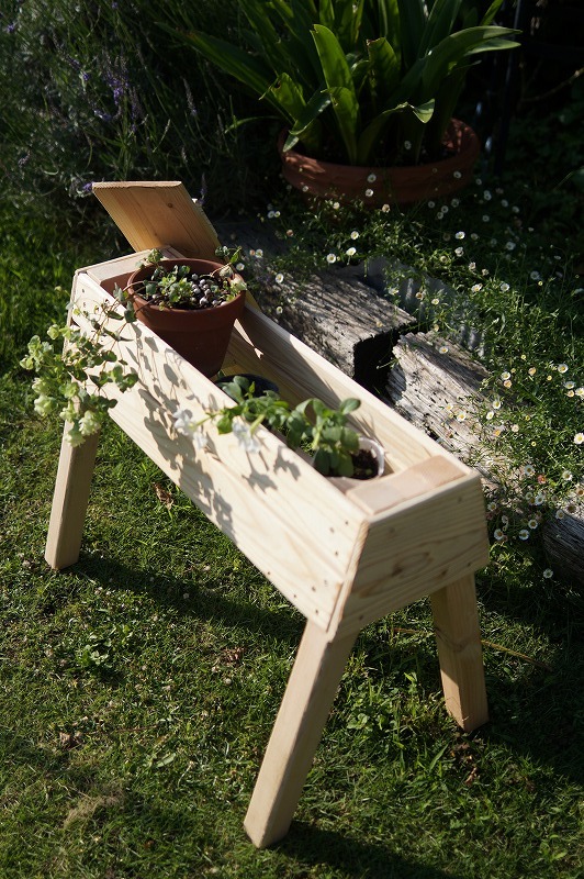 ソーホース　ベンチ　椅子　プランター台　 作業台 万能型 ワークベンチ 木製 車止め　無塗装