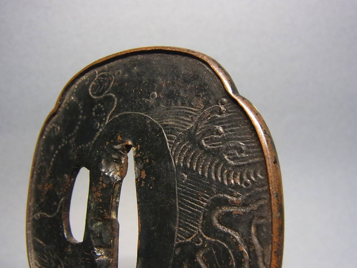 無銘 小柄 南瓜図？ 赤銅魚子地 日本刀 刀装具 骨董 古美術 江戸時代 古金工 販売品 古金工特別編集 鐔 刀装具 無銘 鍔 木瓜形赤銅魚子地高彫金