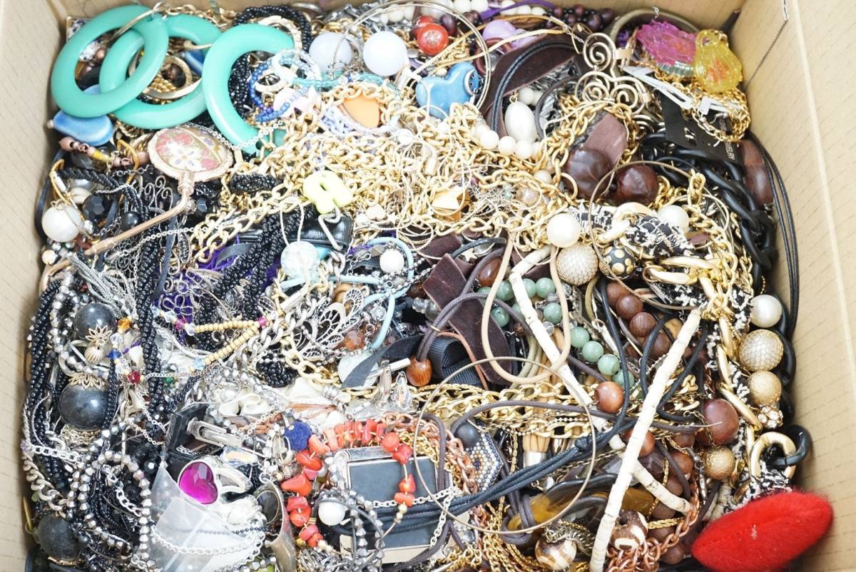 アクセサリー Yahoo!オークション - 総重8.5量kg超 大量 セット 約9kg 