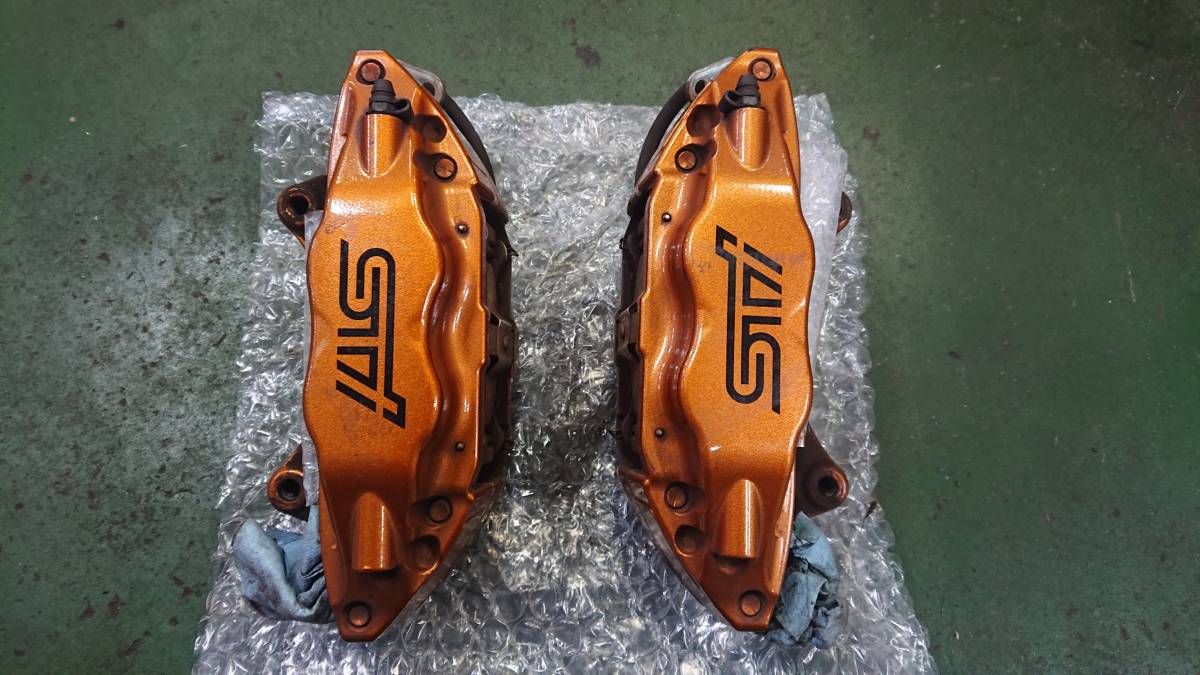 STI ブレンボ スバル流用に GVBスペックC純正 フロントキャリパー 
