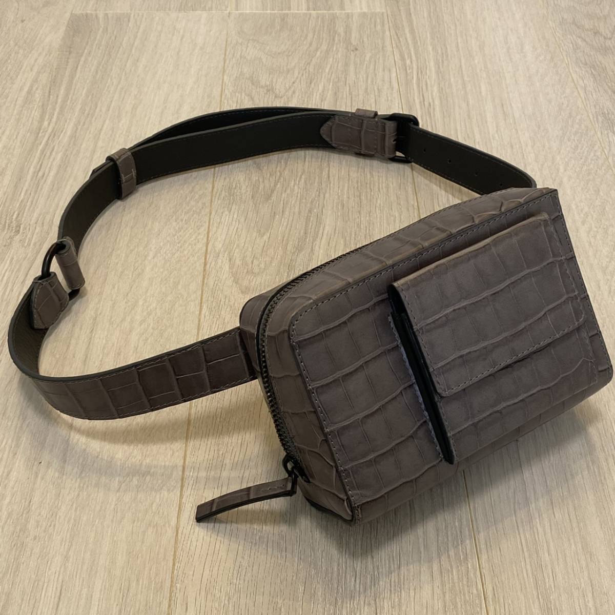 dries van noten グレー ウエストバッグ 正規 DRIES VAN NOTEN ドリスヴァンノッテン ショルダーバッグ