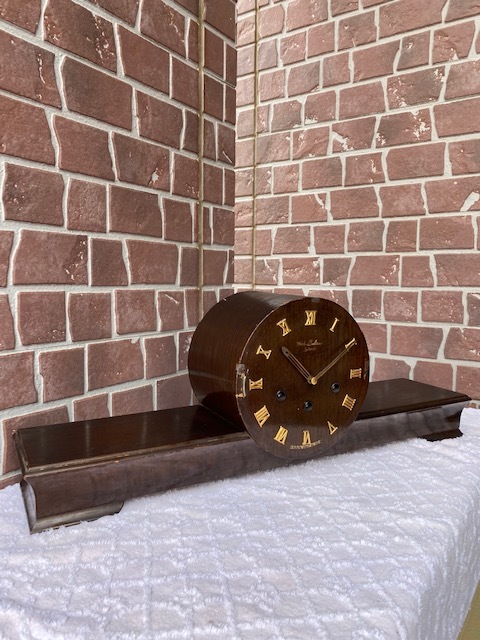 逸品 置時計 昭和レトロ機械式 アンティーク ゼンマイ式 東京直接引取