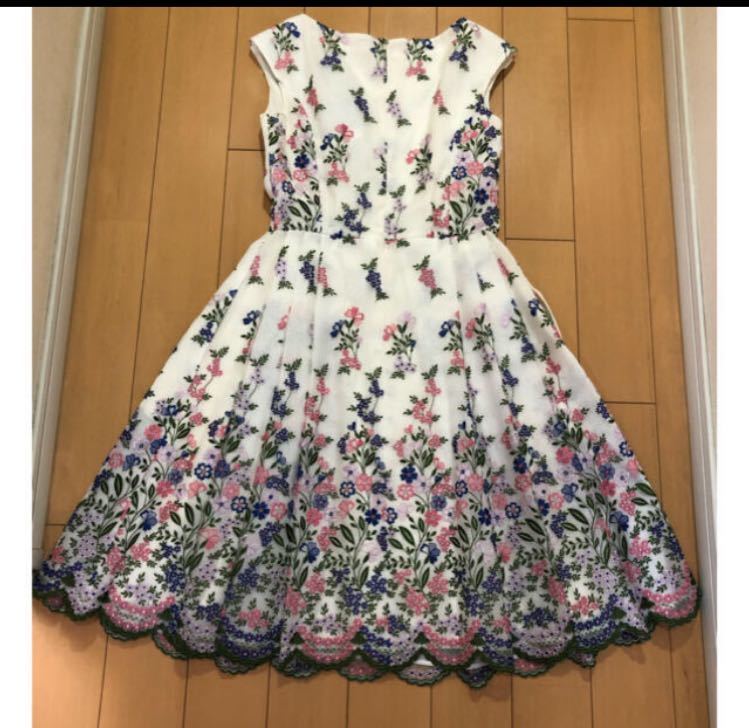 TOCCA★トッカ★ ゴールドレーベル刺繍スカラップドレス アイボリー0 新品タグ付　ワンピース