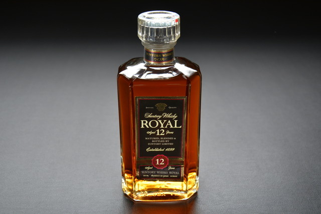 Suntory Whisky  12年 サントリー ウィスキー 古いお酒 SUNTORY WHISKY ROYAL 12 スリムボトル 未開栓品 鑑賞用
