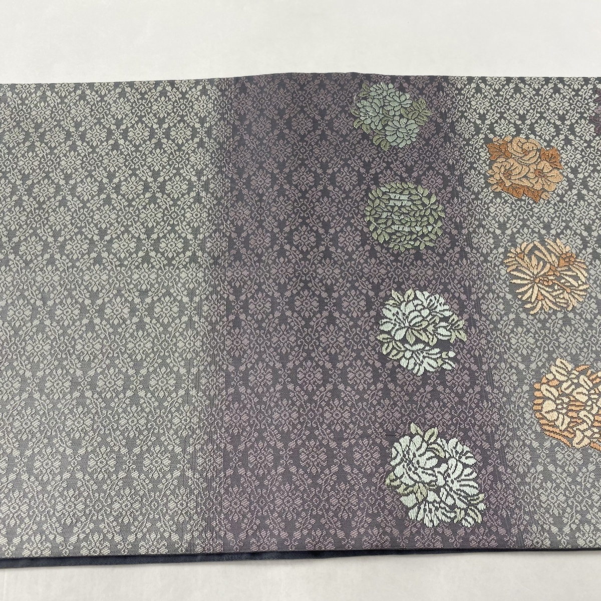 袋帯 美品 名品 西陣織 御印文 段縞 草花 唐織 紫 六通 正絹 【中古 