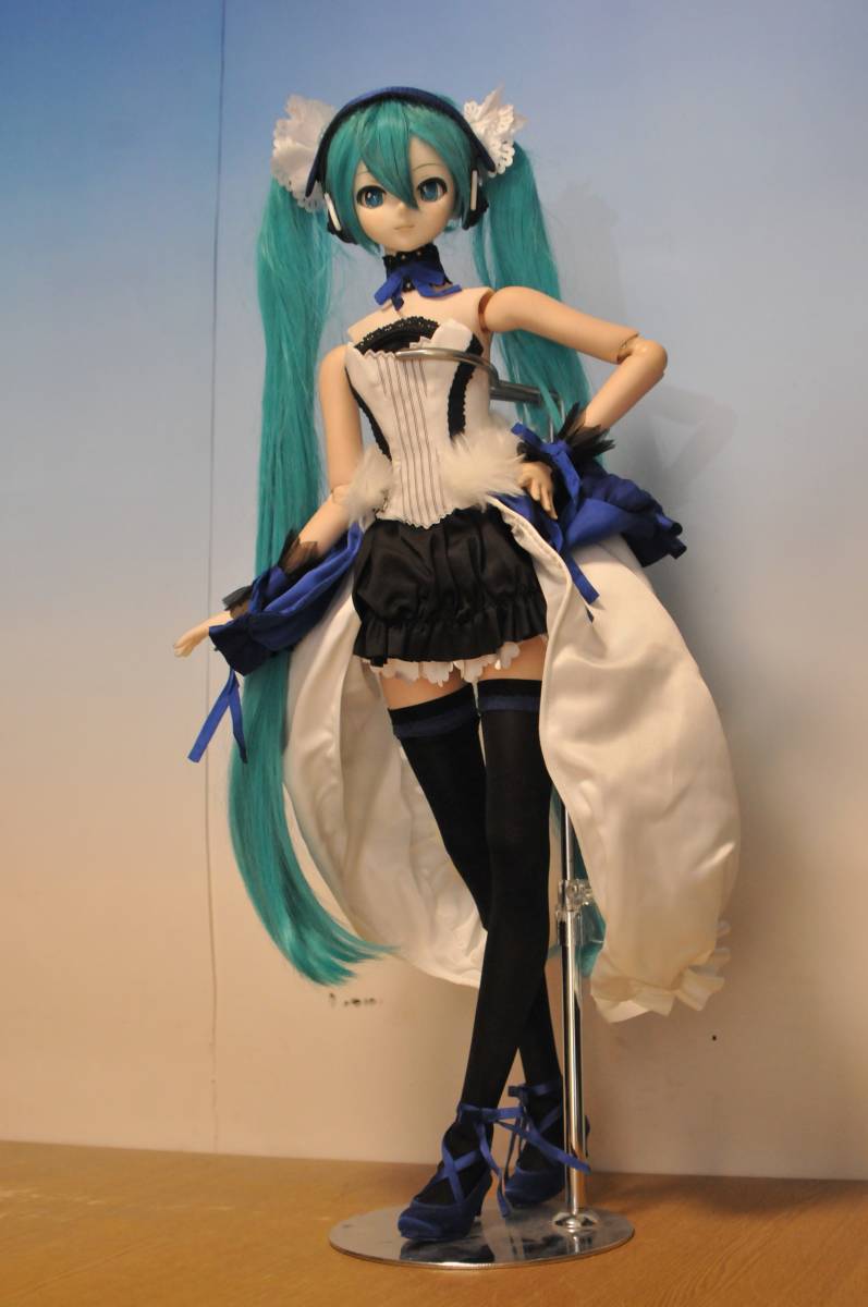 ボークスＤＤ　初音ミク　中古品　　初音ミク2020TYPE1　ドレス付 | 初音ミク × DD初音ミクデフォルトスタイルウィッグ ボークス公式 ドルフィー