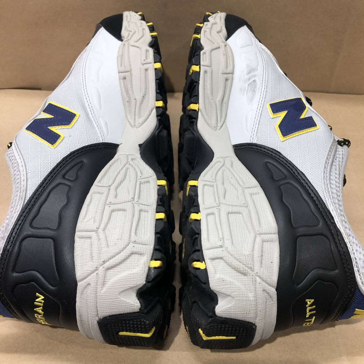 ニューバランス New Balance Newbalance US10.5 - メルカリ m801at 