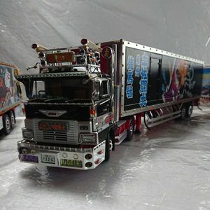 デコトラ 完成品の平均価格は47 595円 ヤフオク 等のデコトラ 完成品のオークション売買情報は24件が掲載されています