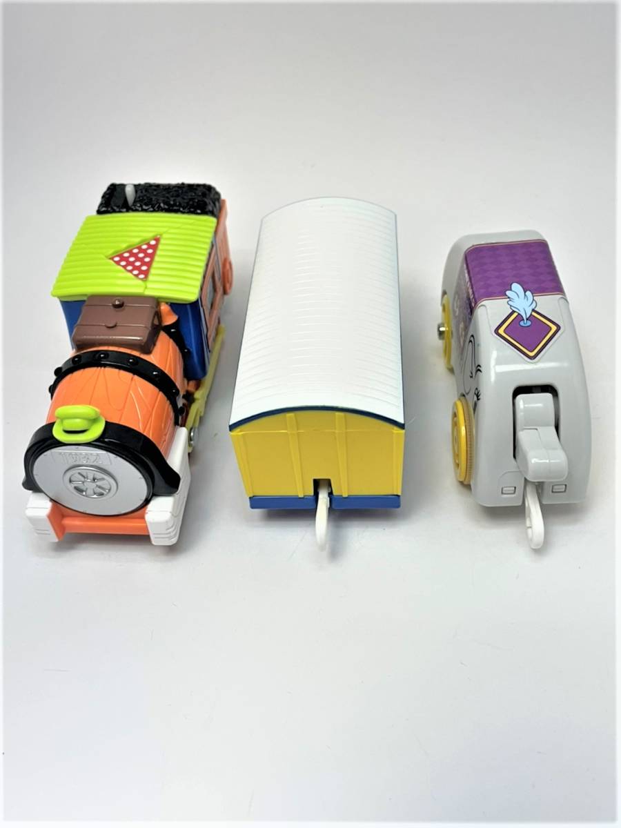 プラレール ディズニードリームレールウェイ グーフィー ロコモーティブ 車両単品 売買されたオークション情報 Yahooの商品情報をアーカイブ公開 オークファン Aucfan Com