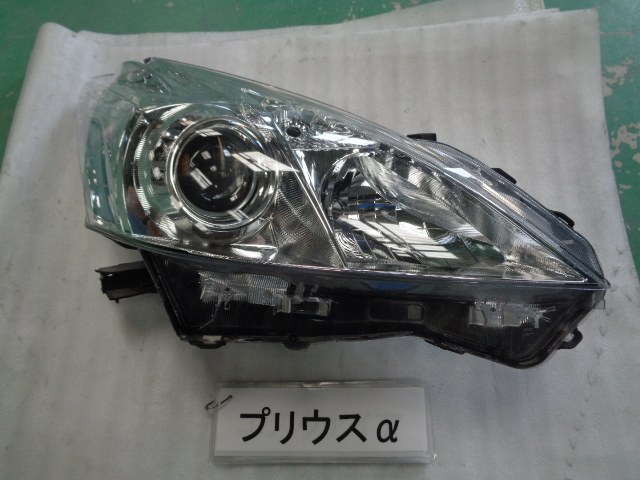 プリウスα ハロゲン ヘッドライト 純正 プリウスα ZVW41W 右ヘッド 