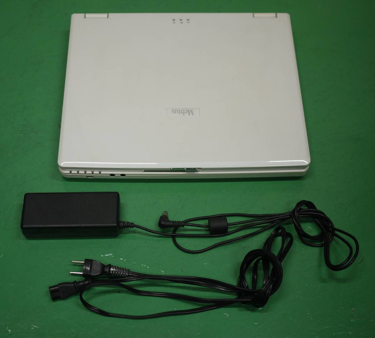 希少 SHARP シャープ ノートPC Mebius メビウス PC-CL1-5CE WINxp