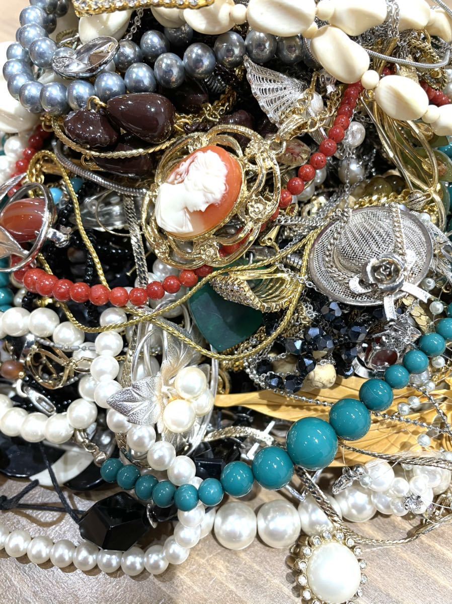 9 アクセサリー 約10.6㎏ まとめ売り ネックレス イミテーション ジャンク アクセサリー ネックレス イミテーション まとめ売り 大量 アクセ