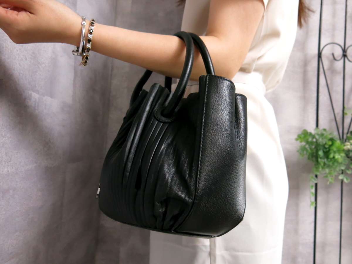 ○超美品○GIORGIO ARMANI ジョルジオ アルマーニ○カーフ レザー 本革 