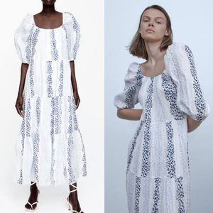 Zara 刺繍 ワンピースのヤフオク の相場 価格を見る ヤフオク のzara 刺繍 ワンピースのオークション売買情報は26件が掲載されています