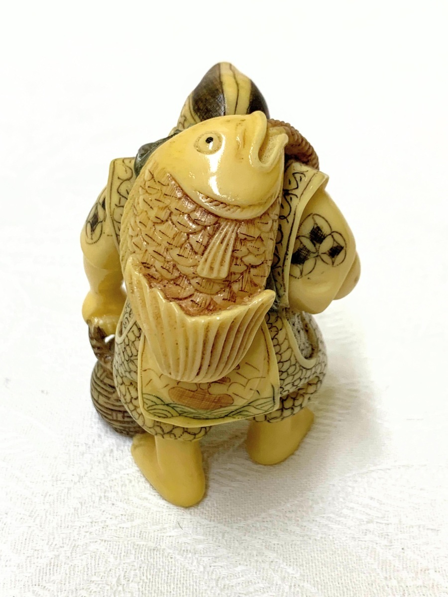 7670/中国美術 象牙風 恵比寿 置物 七福神 縁起物 細密彫刻 東洋彫刻
