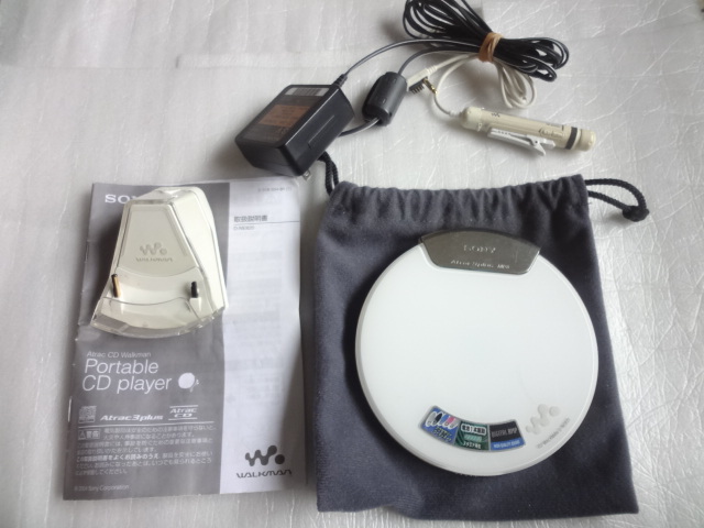 中古　SONY / D-NE820