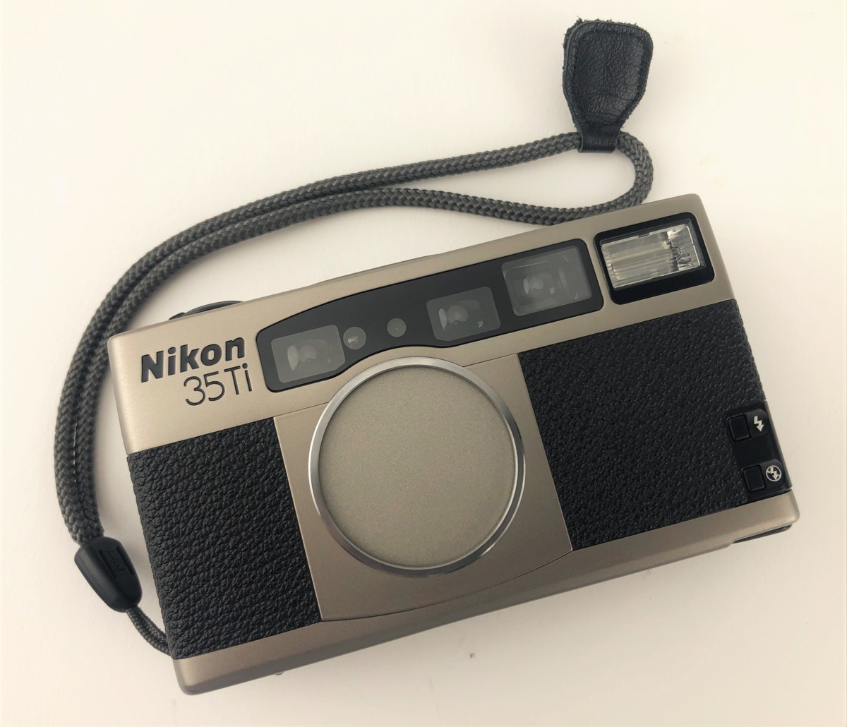 美品】Nikon 35Ti ニコン Nikkor 35mm F2.8 コンパクトカメラ フィルム