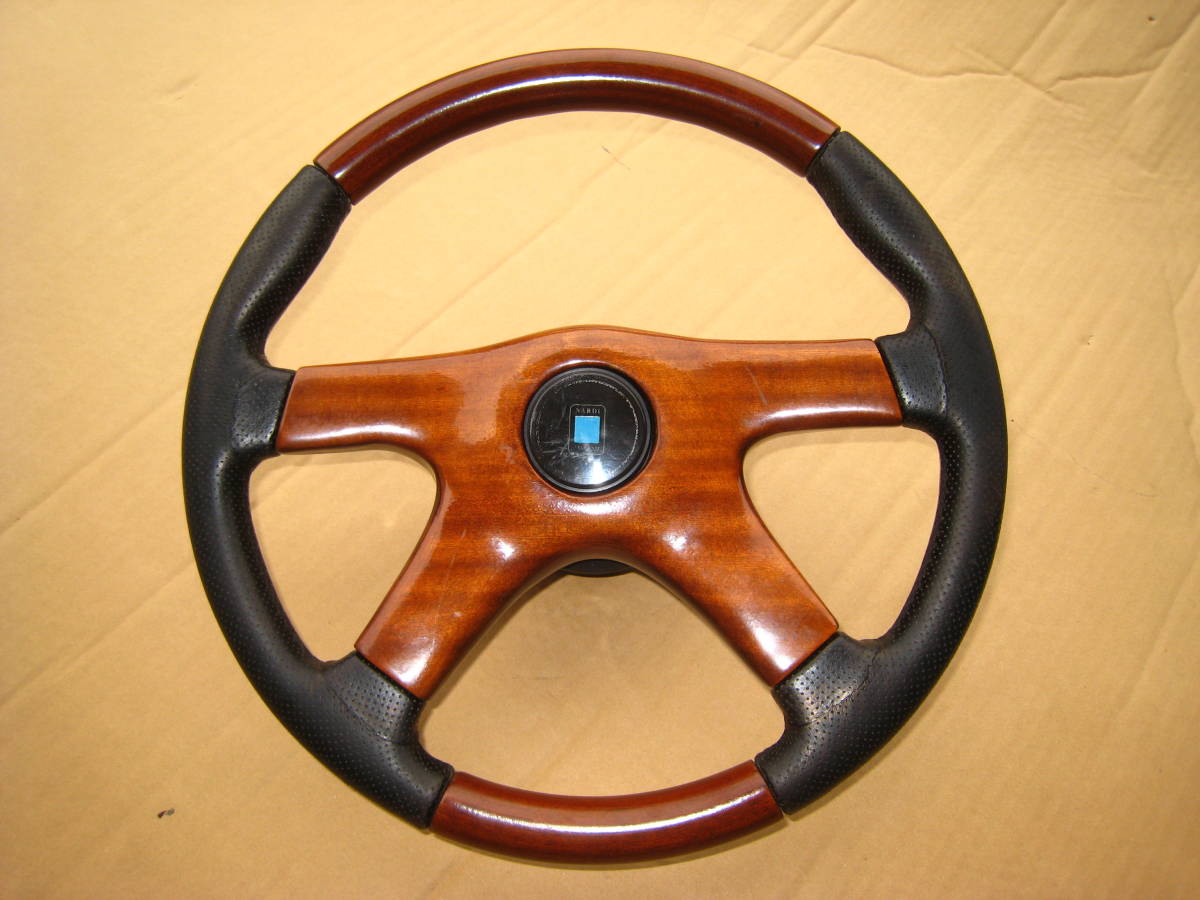 ナルディガラ4ウッドコンビ365mm ボス付き ナルディ NARDI GARA INC