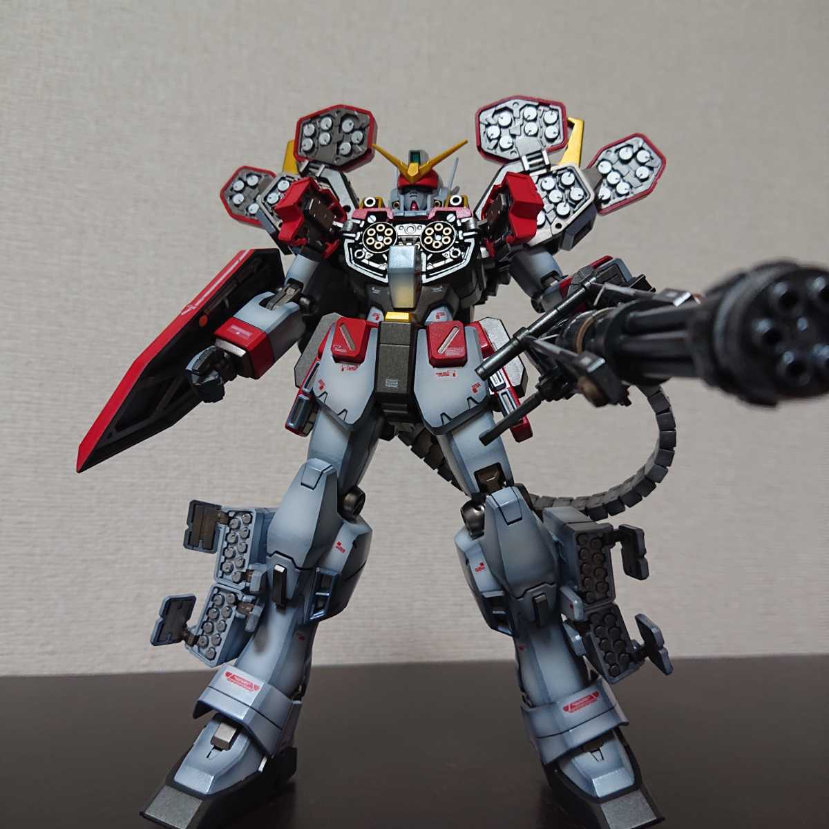 MG ガンダムヘビーアームズ EW 全塗装完成品