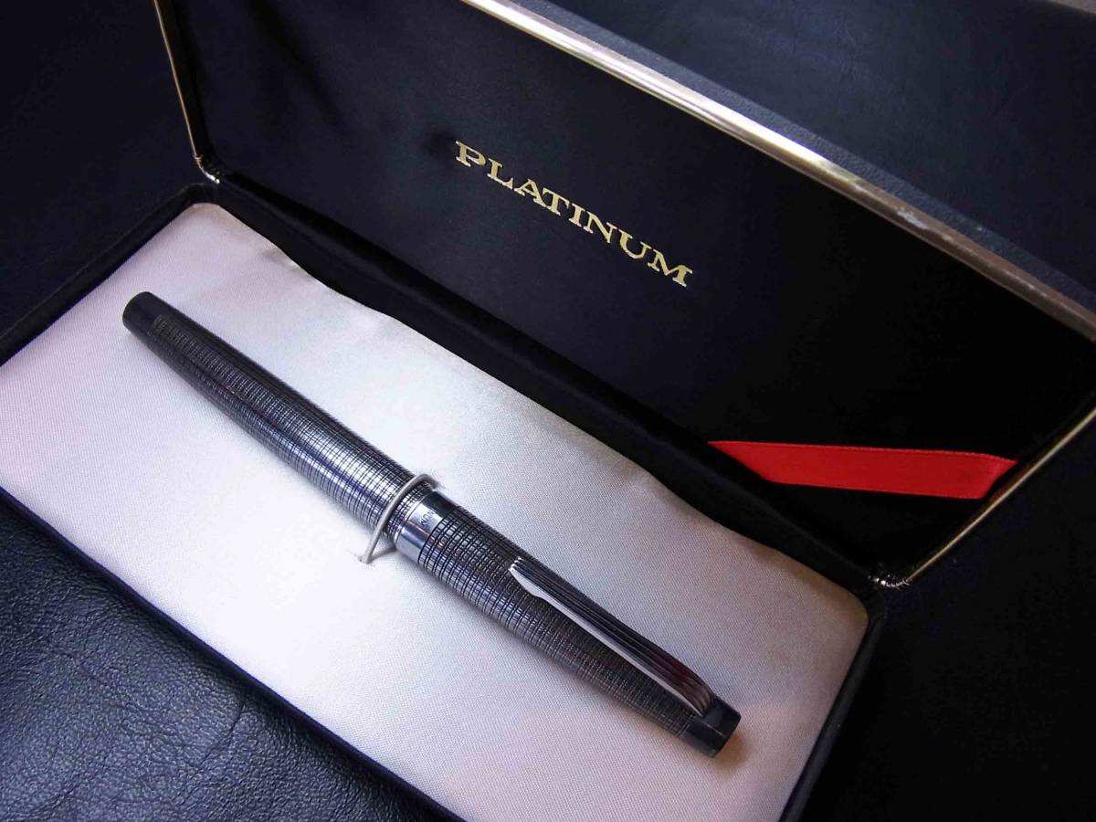 1160671】PLATINUM 万年筆 ＃3776 ペン先14K