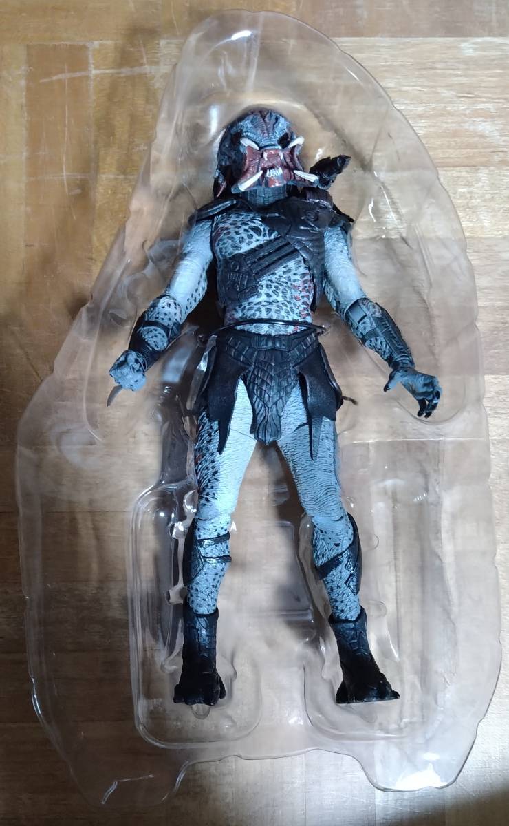 NECA PREDATORS BERSERKER PREDATOR バーサーカープレデター
