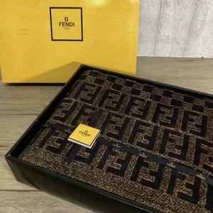 フェンディ バスタオルのヤフオク の相場 価格を見る ヤフオク のフェンディ バスタオルのオークション売買情報は27件が掲載されています