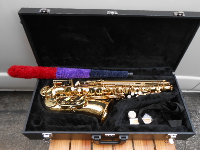 Maxtone マックストーン By French Engineer アルトサックス 品 ケース
