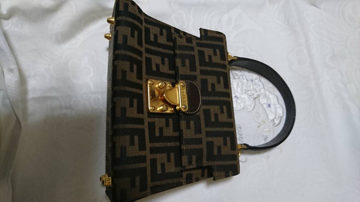 フェンディ かばん ズッカ柄 - フェンディFENDI FENDI フェンディ 
