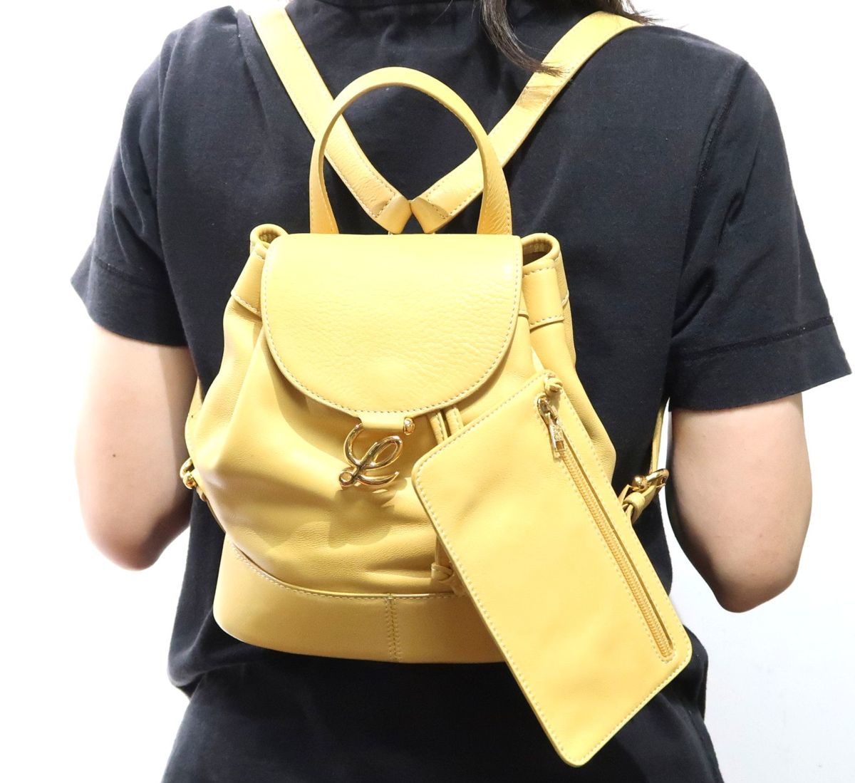 1円スタ 極美品 ロエベ レザー リュック イエロー バックパック ボディ 