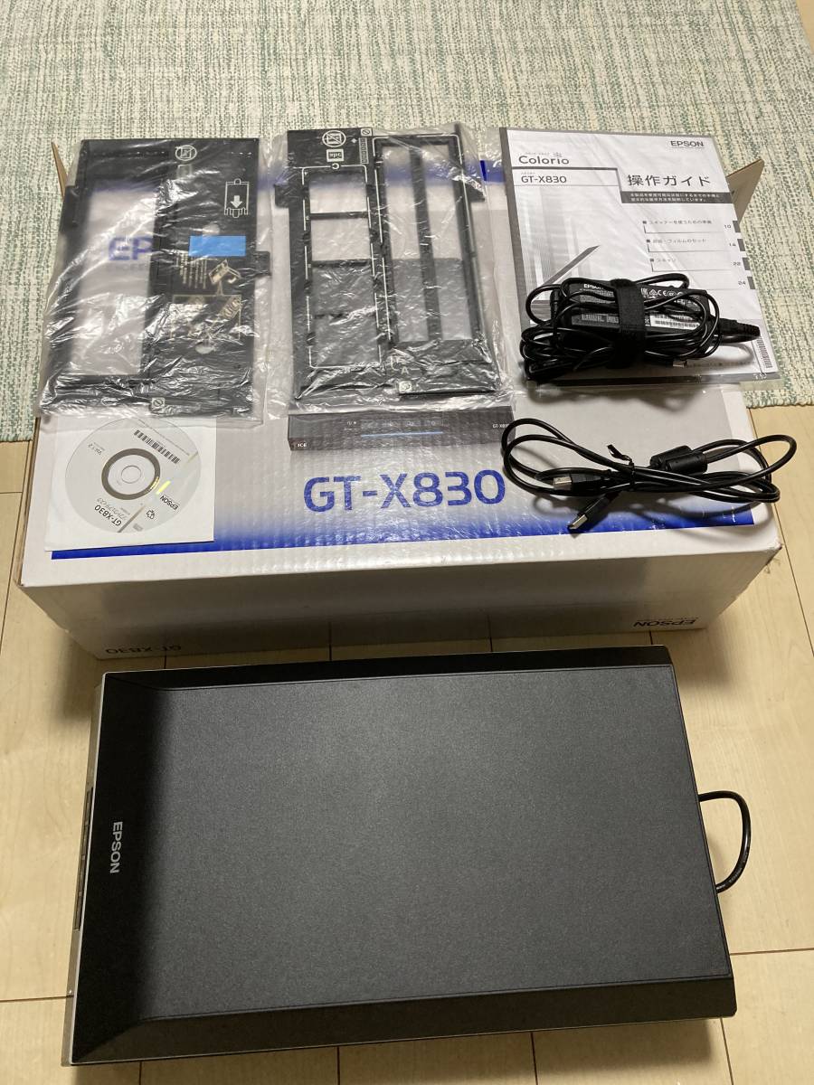 EPSON　フラットヘッドスキャナー　GT-X830　フィルムのデジタル化に！_1