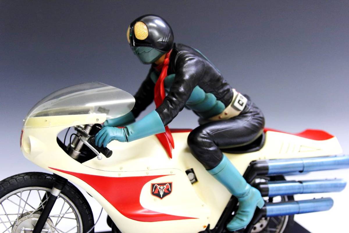 仮面ライダー】RMW 旧1号＆旧サイクロン号 1/5スケール レインボー造型 