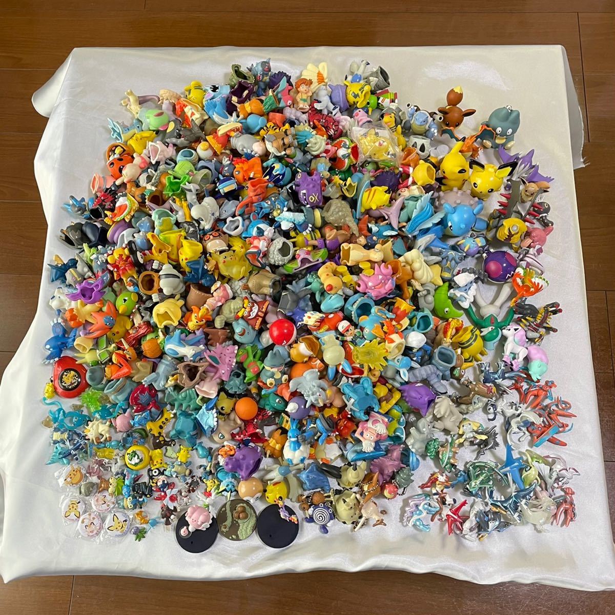モンコレ　ポケモン　フィギュア　グッズ　711個以上　クリア　指人形　立体図鑑 ポケットモンスター ポケモン ポケモン キッズ 指人形 モンコレ 立体
