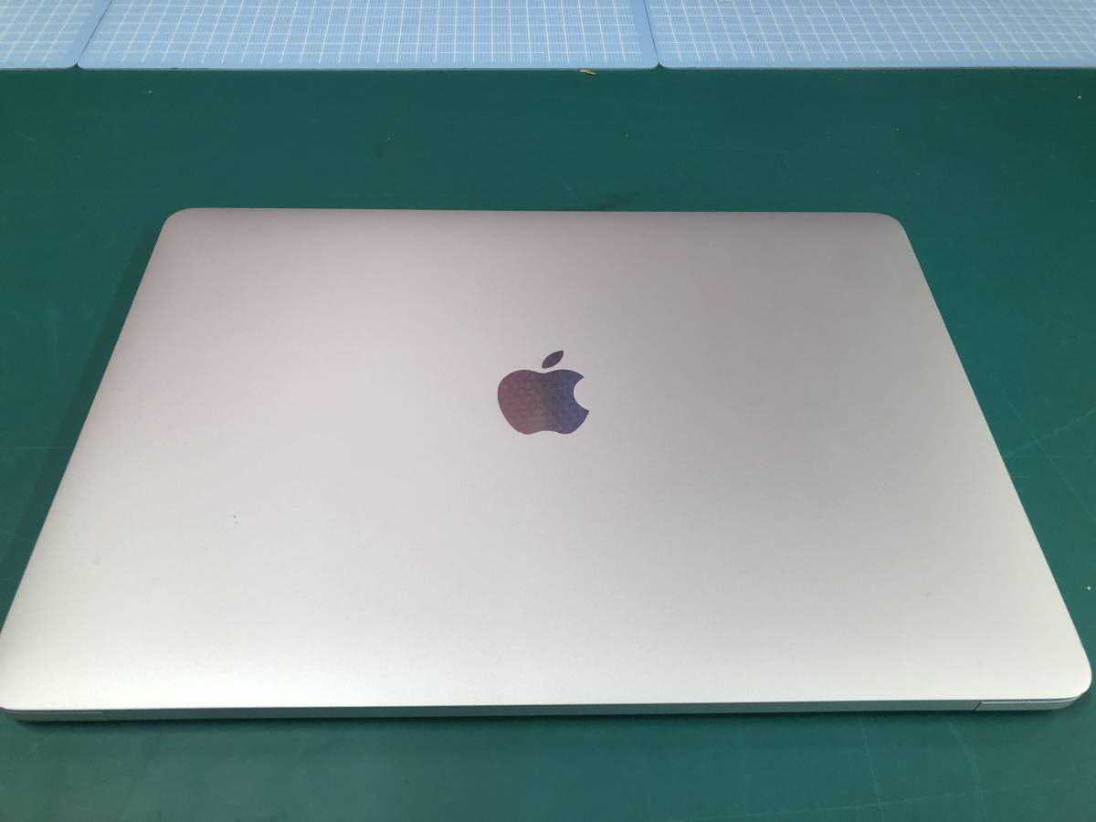 ジャンクApple Macbook Pro 2019/ core i5 2.4ghz / 8gb / 256gb / 13 
