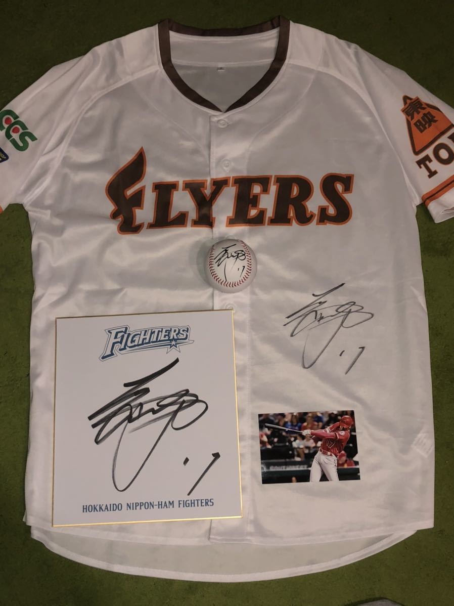 【大谷翔平】写真付き プレミア3点セット 直筆サインユニフォーム 直筆サイン色紙 直筆サインボール 日本ハム フライヤーズ JSA鑑定 証明書