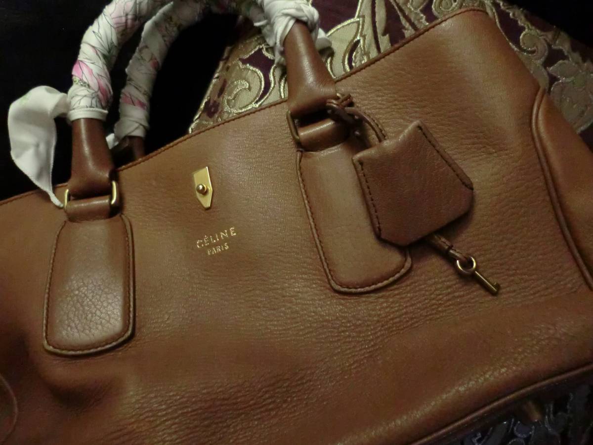CELINE セリーヌ 本物 ブギーバッグ ニューブギーバッグ イタリア製 