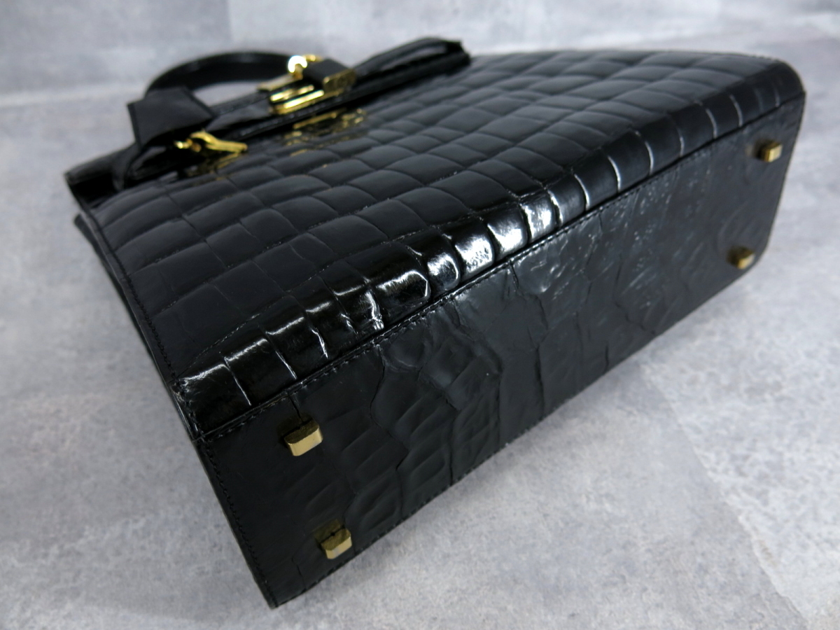 ○美品○RODANIA ロダニア○シャイニング クロコダイル 本 ワニ 革 