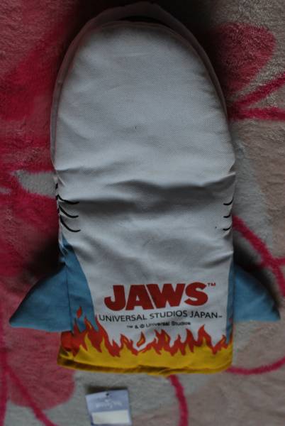 Ufjのお土産 ジョーズの鍋つかみ 鍋つかみ ミトン 売買されたオークション情報 Yahooの商品情報をアーカイブ公開 オークファン Aucfan Com